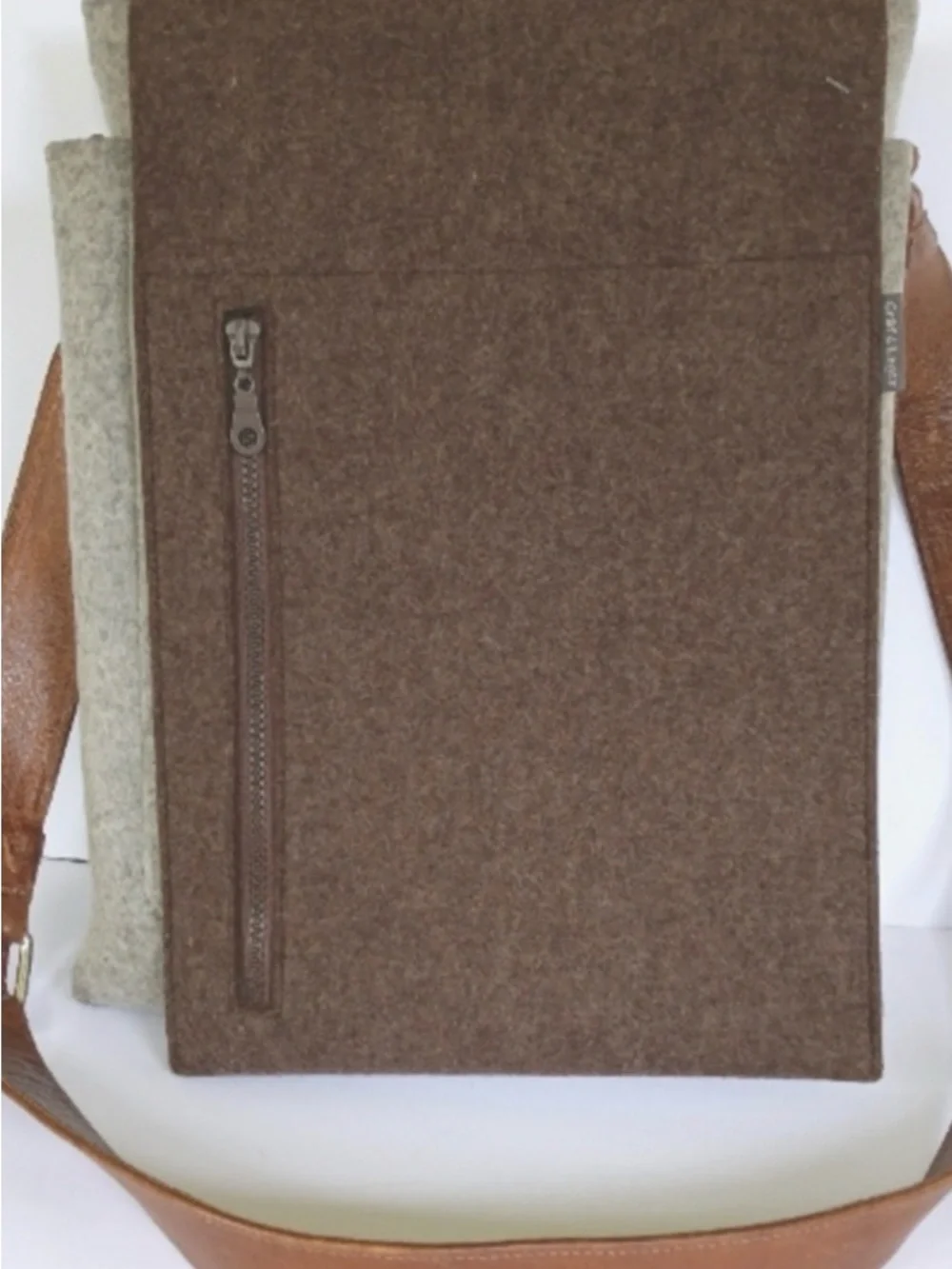 Graf Lantz NWT Merino Wool Felt Messenger Bag Gray Brown Leather Strap NWT